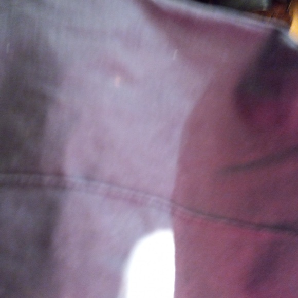 Bermuda shorts - Picture 6 of 7